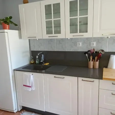 Chez Lucia A 15min De Perigueux A 6km Autoroute A89 Apartment
